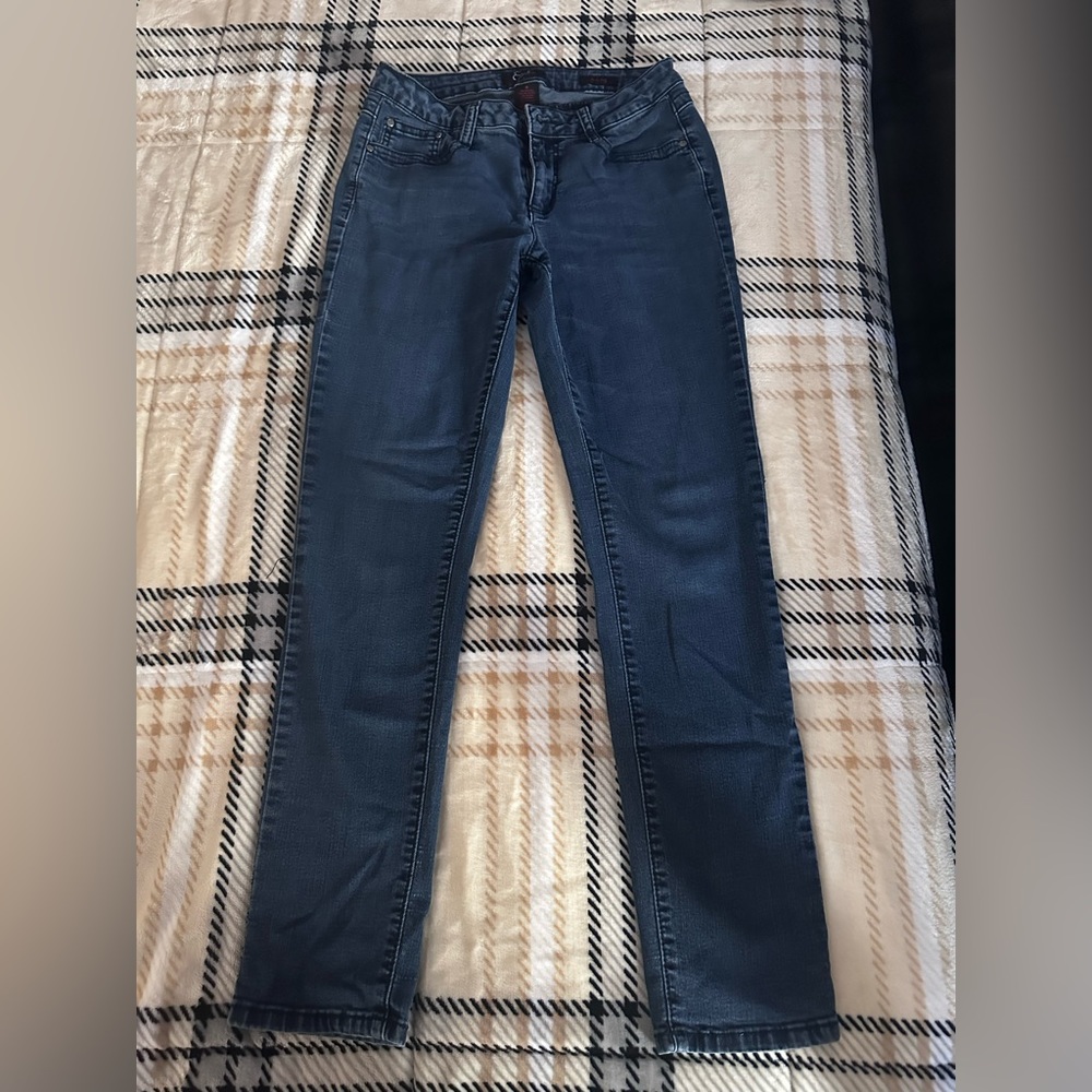 ❤️BUNDLE buy 3 get 15% OFF❤️
Earl women’s skinny jeans